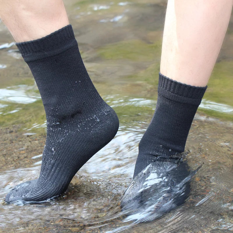 Waterproof Outdoor Socks – Warm & Breathable Winter Hiking Socks