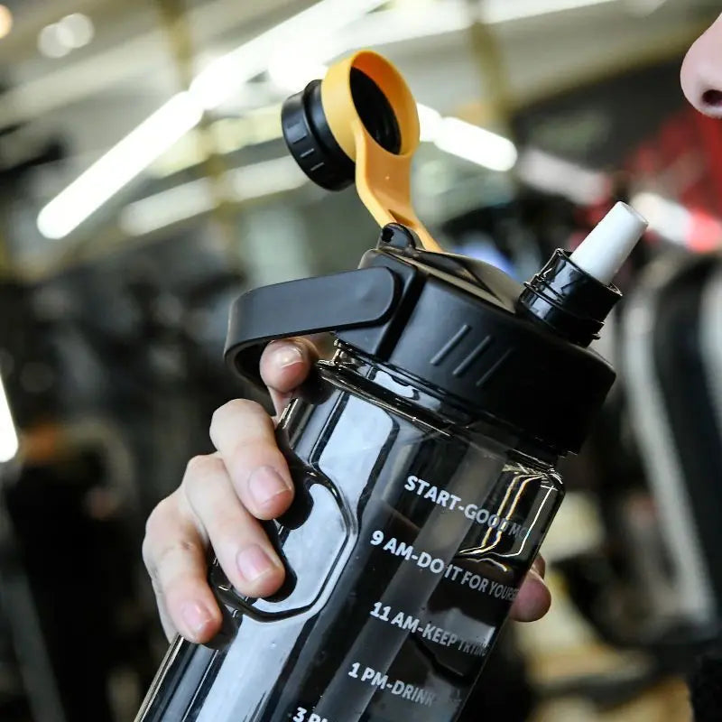 USQI Large Capacity Sports Water Bottle – Leak-Proof with Straw & Time Marker
