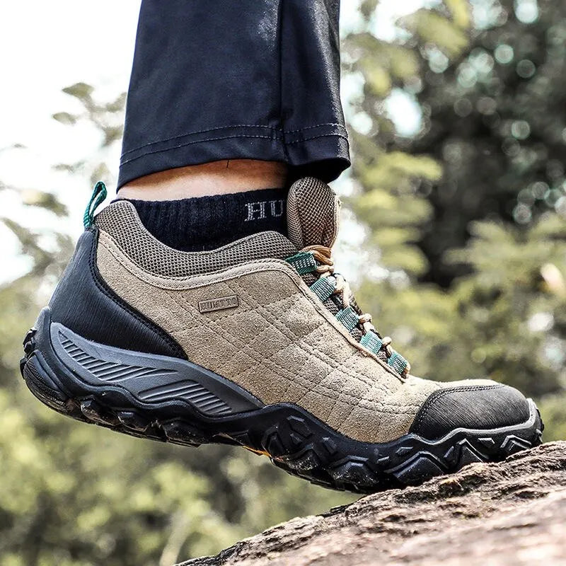 Men’s Luxury Leather Hiking & Trekking Shoes – Winter Outdoor Sneakers