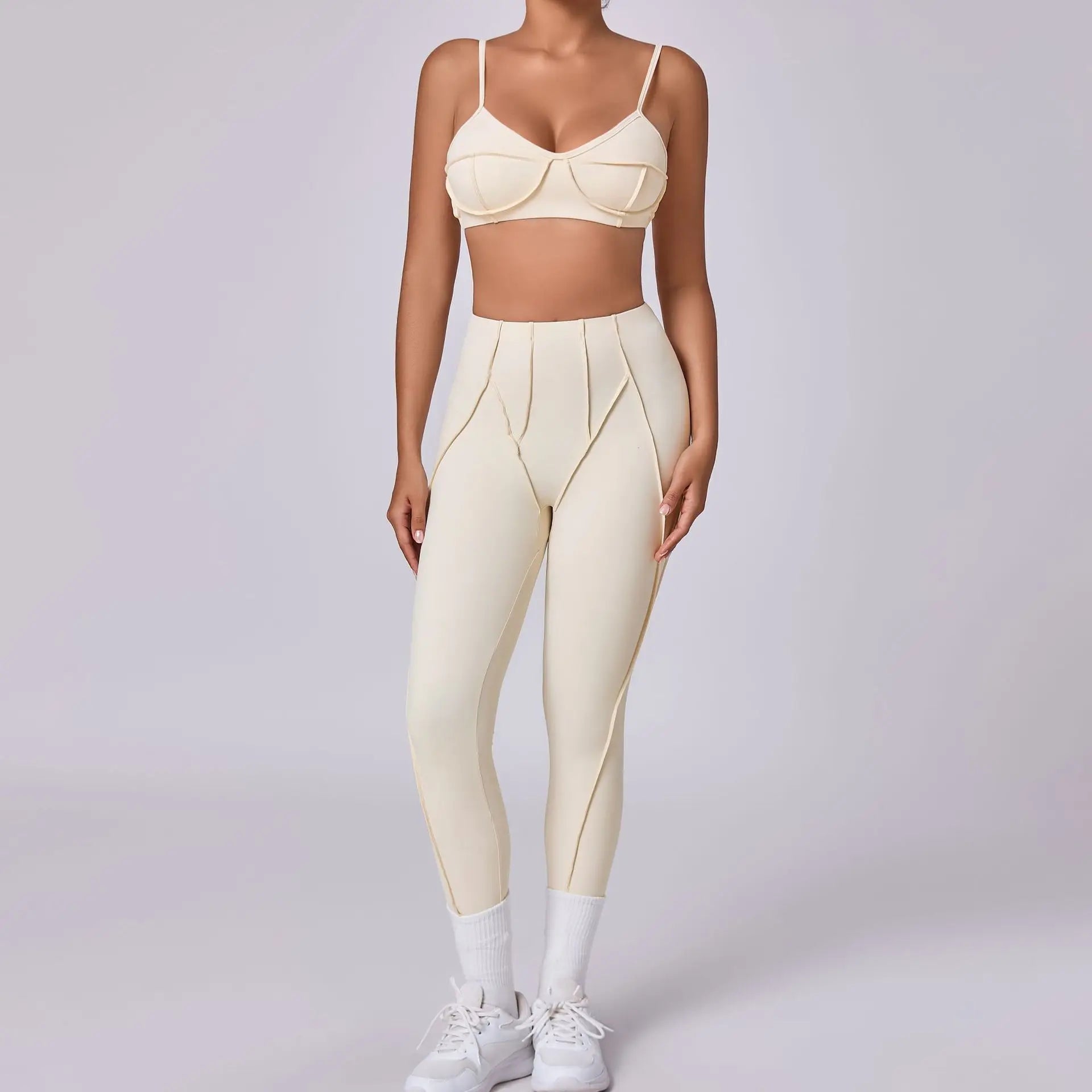 Seamless Yoga Set – High-Waist Leggings & Backless Sports Bra
