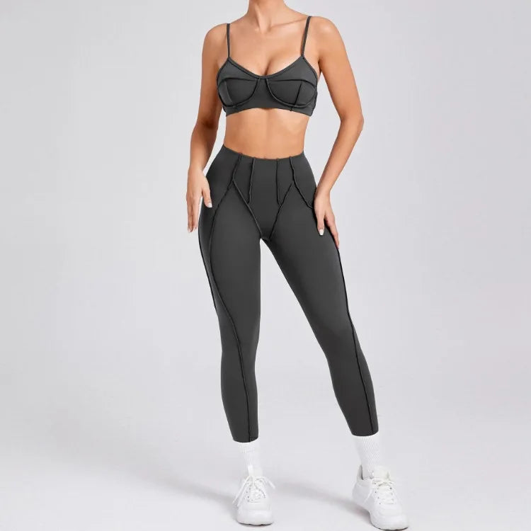 Seamless Yoga Set – High-Waist Leggings & Backless Sports Bra