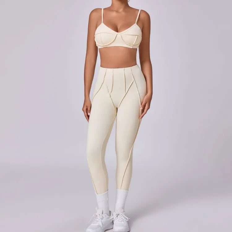 Seamless Yoga Set – High-Waist Leggings & Backless Sports Bra
