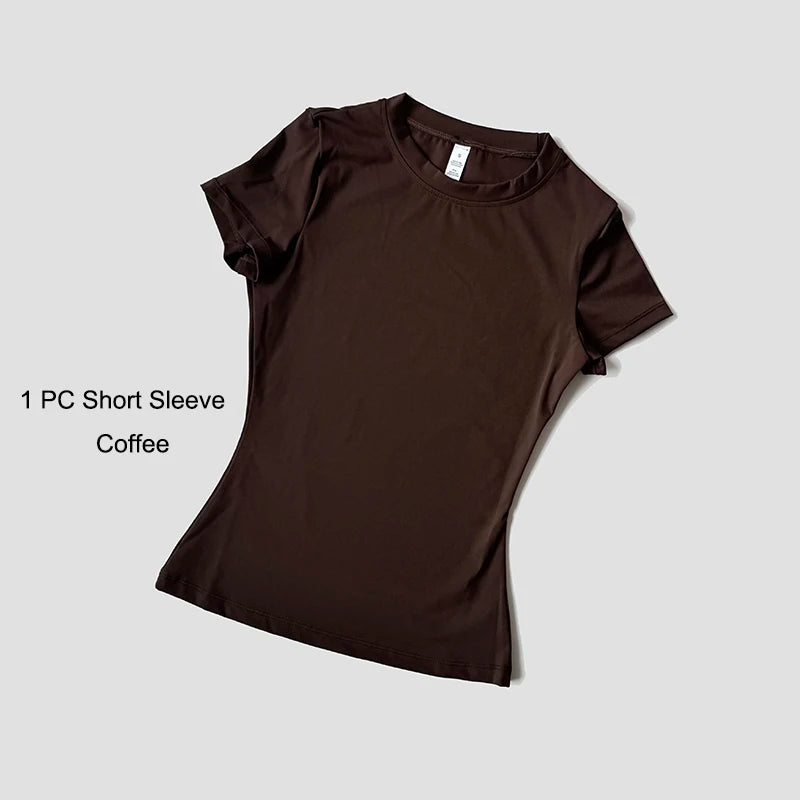 Women’s Seamless Yoga Set – Short Sleeve Crop Top & High-Waist Gym Shorts