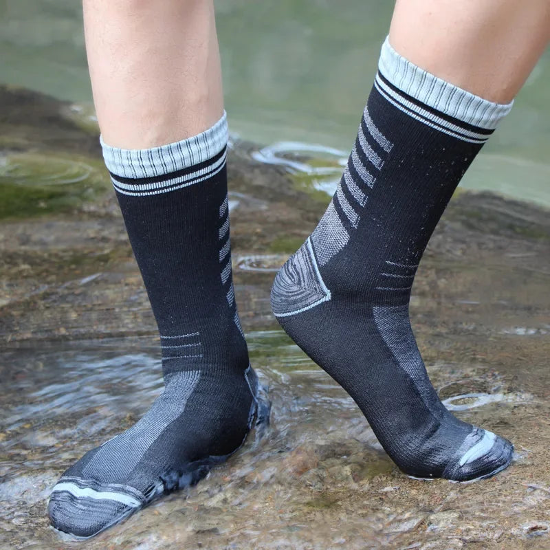 Waterproof Outdoor Socks – Warm & Breathable Winter Hiking Socks