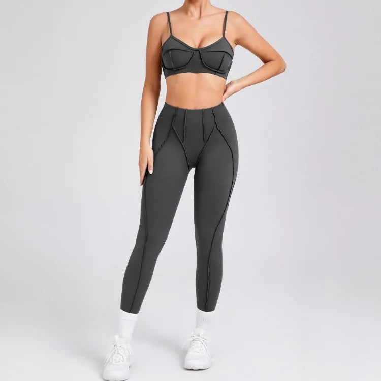 Seamless Yoga Set – High-Waist Leggings & Backless Sports Bra