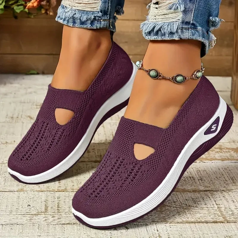 Women’s Solid Color Breathable Sneakers – Low-Top Casual Shoes
