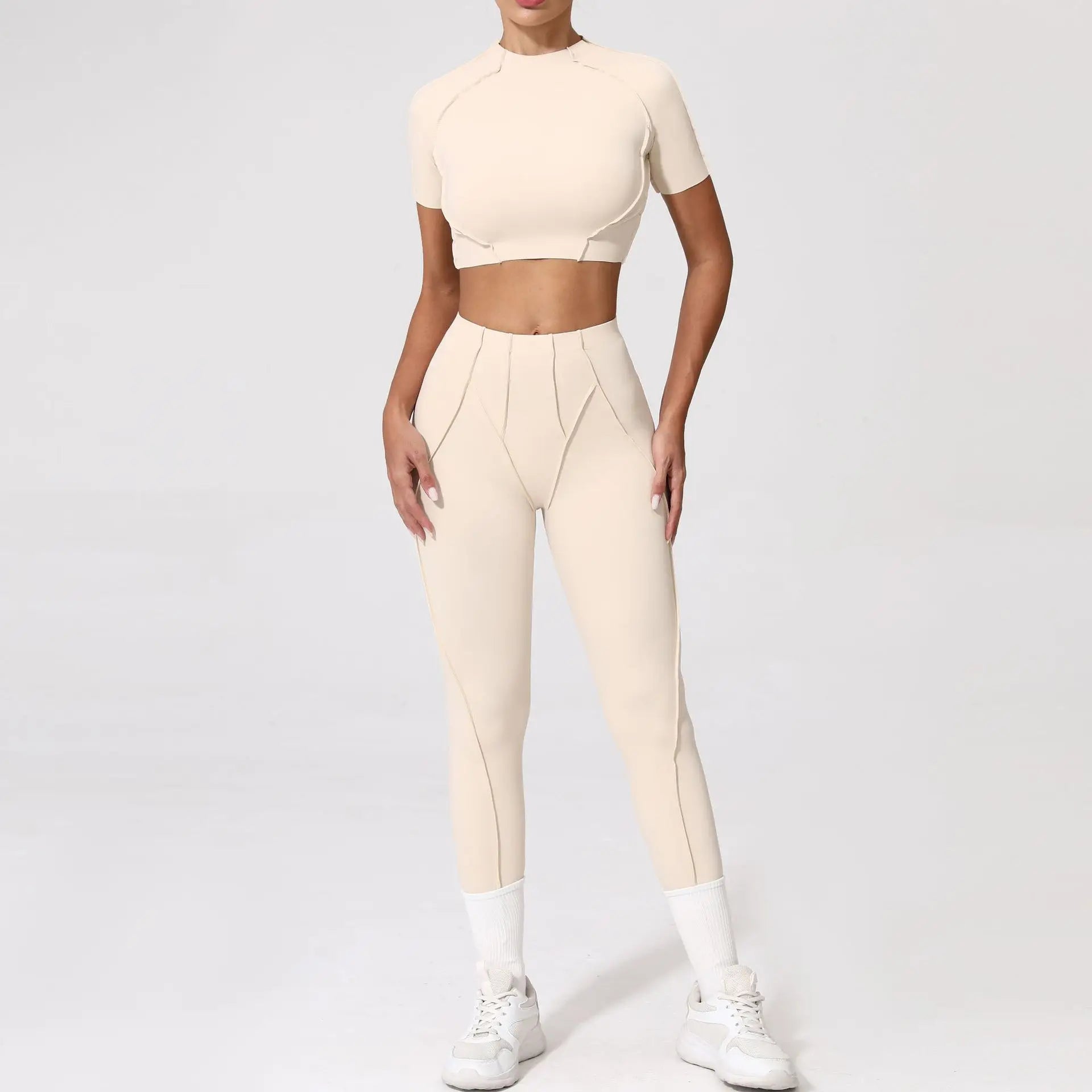 Seamless Yoga Set – High-Waist Leggings & Backless Sports Bra