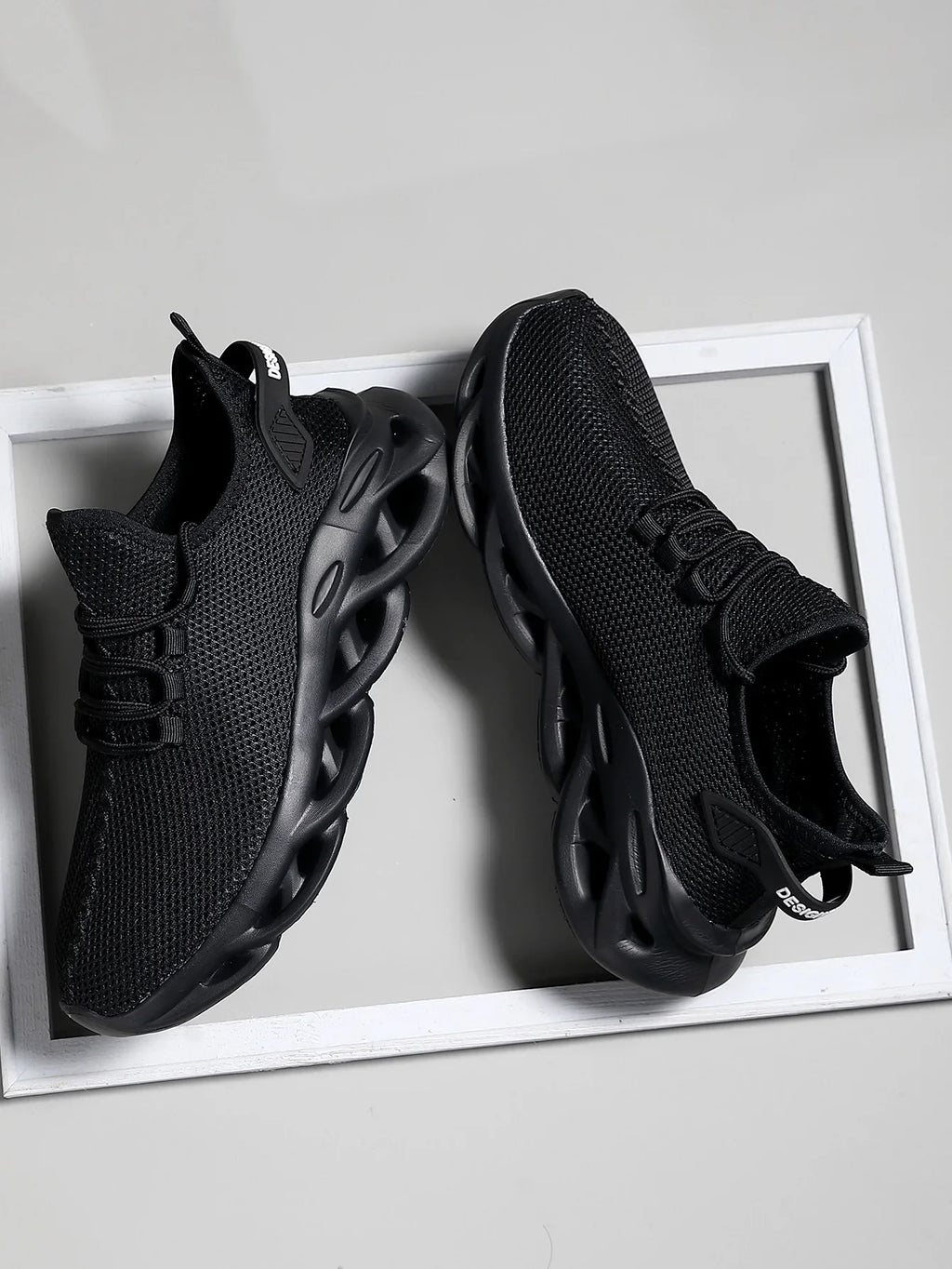 Men’s Casual Breathable Sneakers – Lightweight Running & Walking Shoes