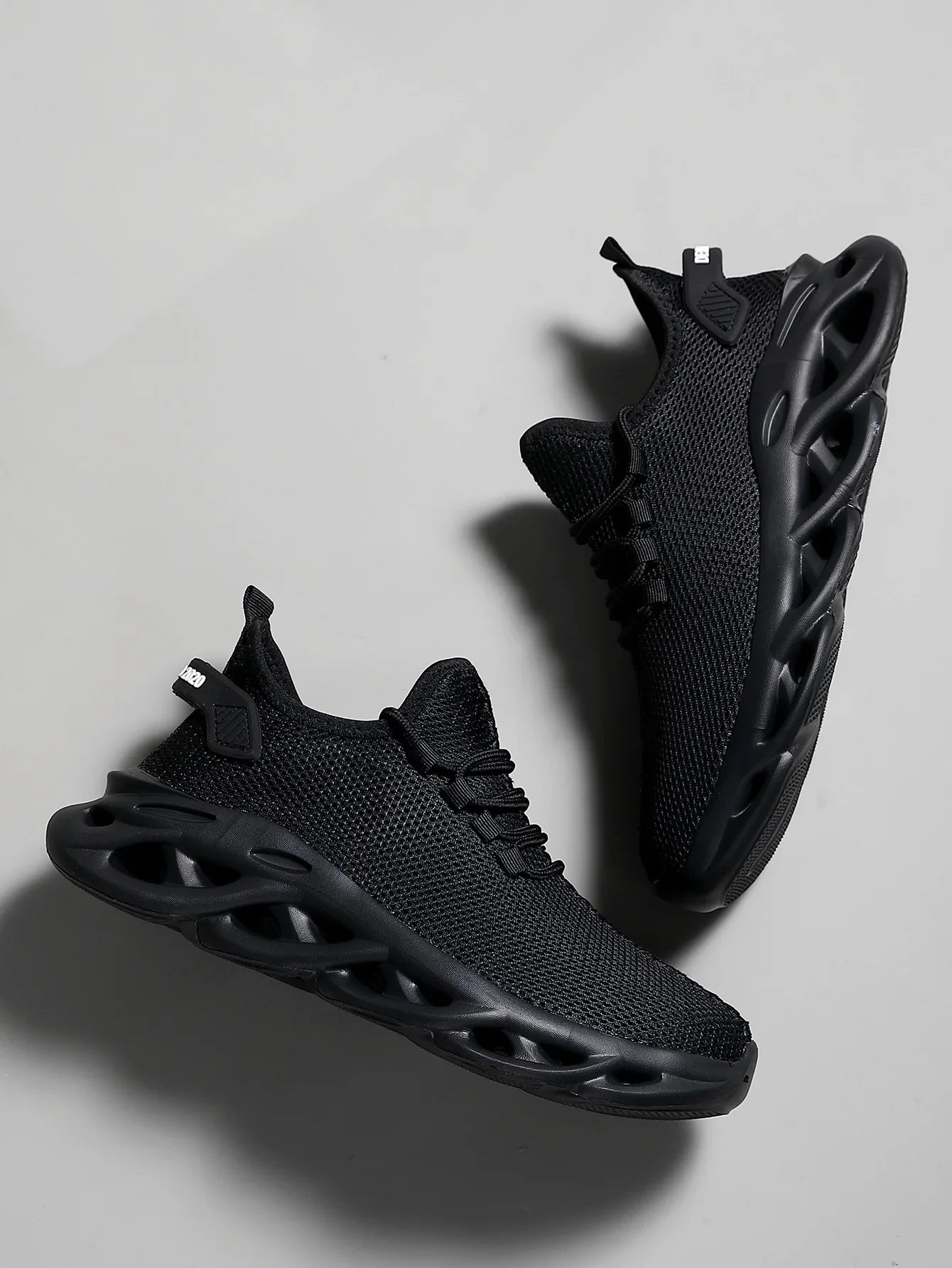 Men’s Casual Breathable Sneakers – Lightweight Running & Walking Shoes