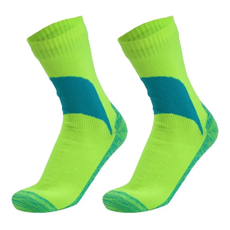 Waterproof Outdoor Socks – Warm & Breathable Winter Hiking Socks