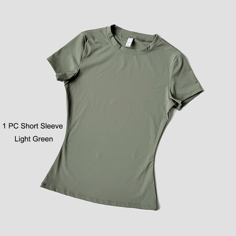 Women’s Seamless Yoga Set – Short Sleeve Crop Top & High-Waist Gym Shorts